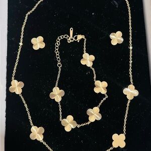Elegant Gold Flower Jewelry Set stainless steel